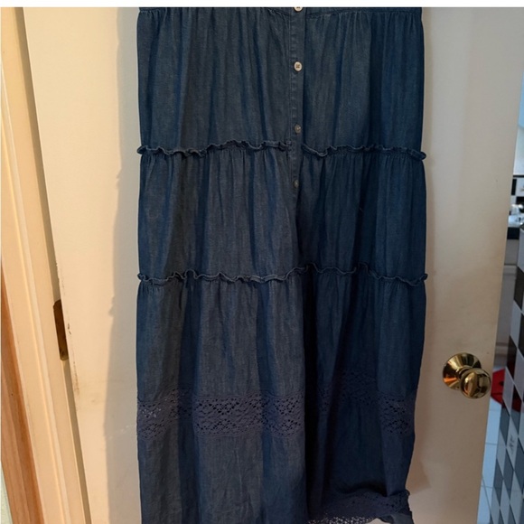 Love shack fancy gap tiered denim dress Prairie look M Get in on Denim Trend - Picture 7 of 8